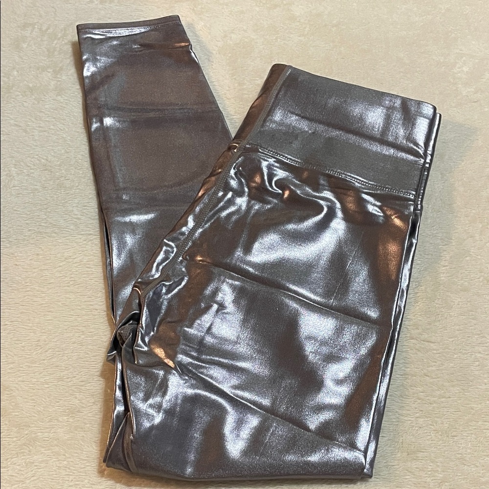 Knix Metallic Silver Leggings